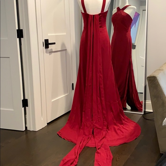 Dress - Picture 2 of 2